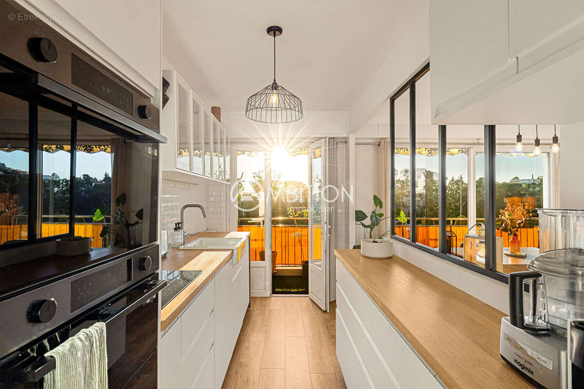 Appartement à LE CANNET