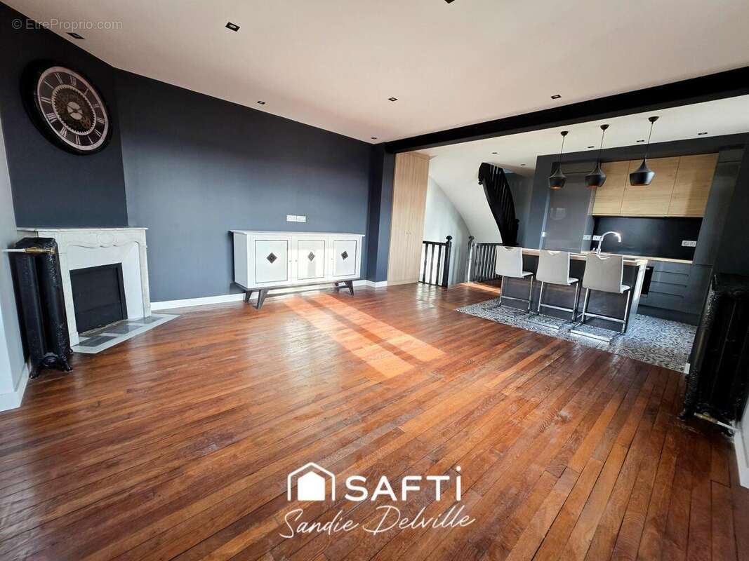 Photo 3 - Appartement à CRECY-LA-CHAPELLE