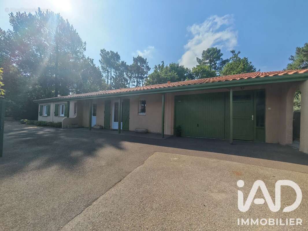 Maison 124 m² à Merignac  - photo 3