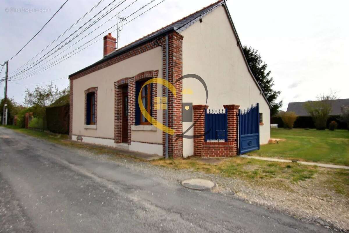 Maison à AUBIGNY-SUR-NERE