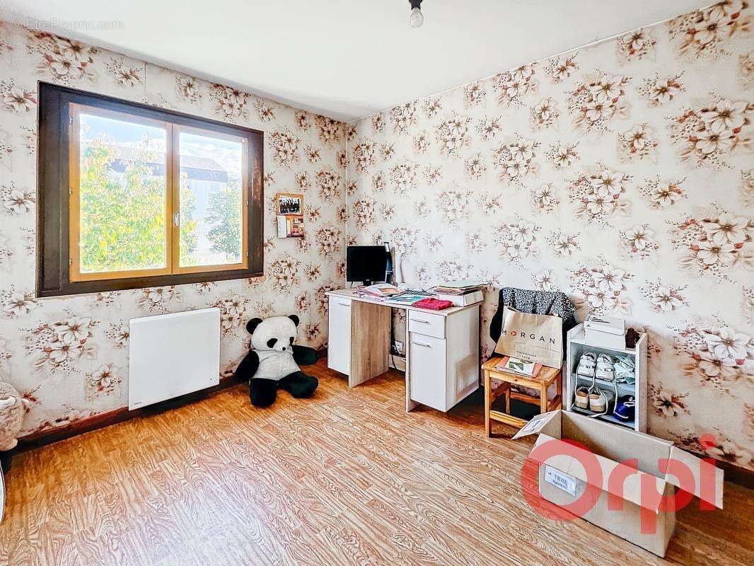 Maison à SAINT-AMAND-MONTROND