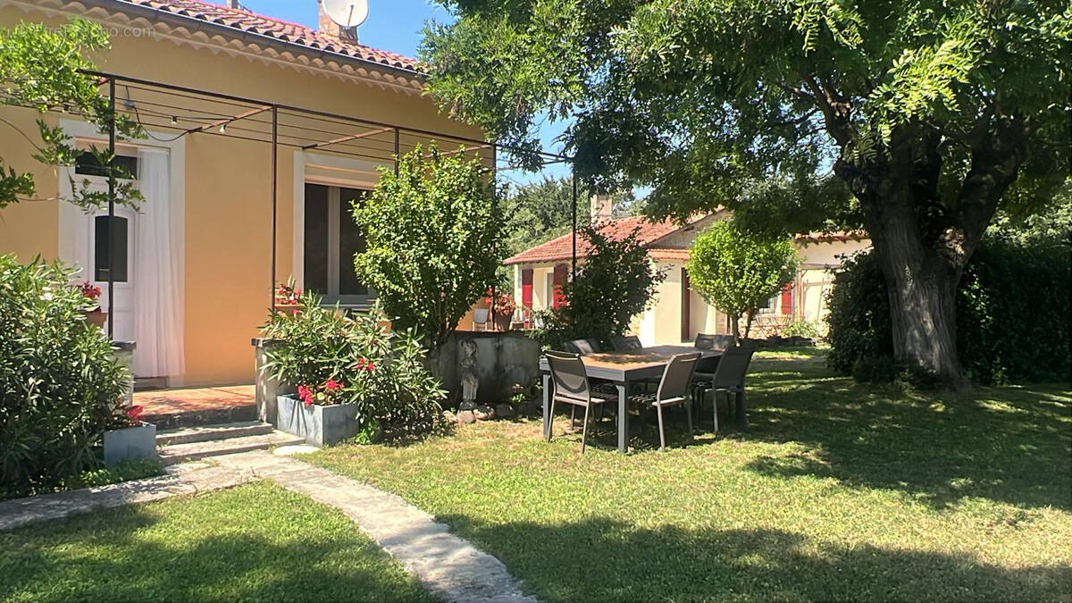Maison à CAROMB