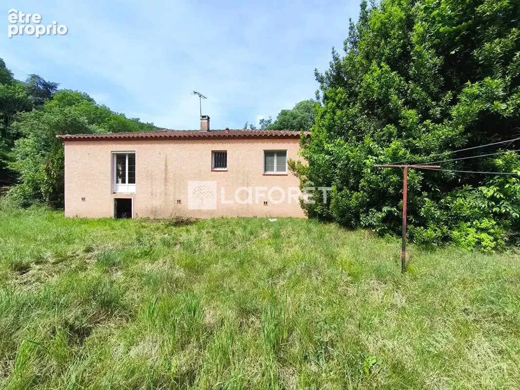 Maison de plain-pied à Reynès avec terrain - photo 16