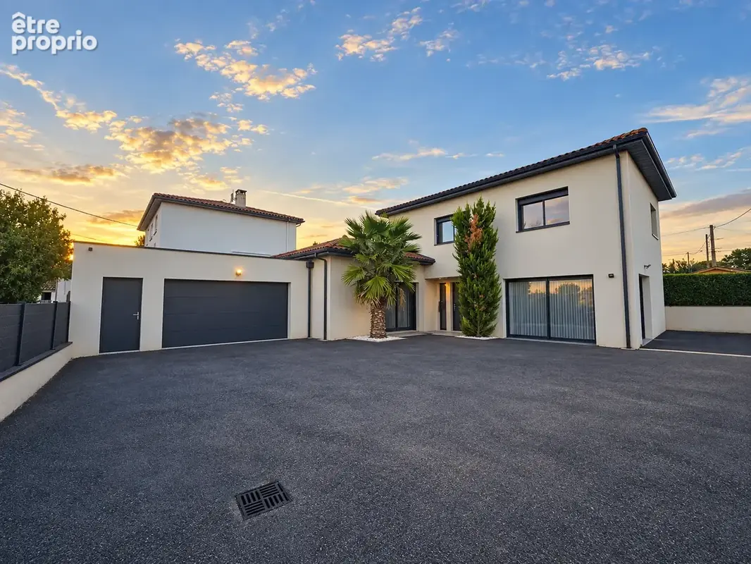 Photo Maison à Saint-Maurice-L'exil au prix de 445 000€