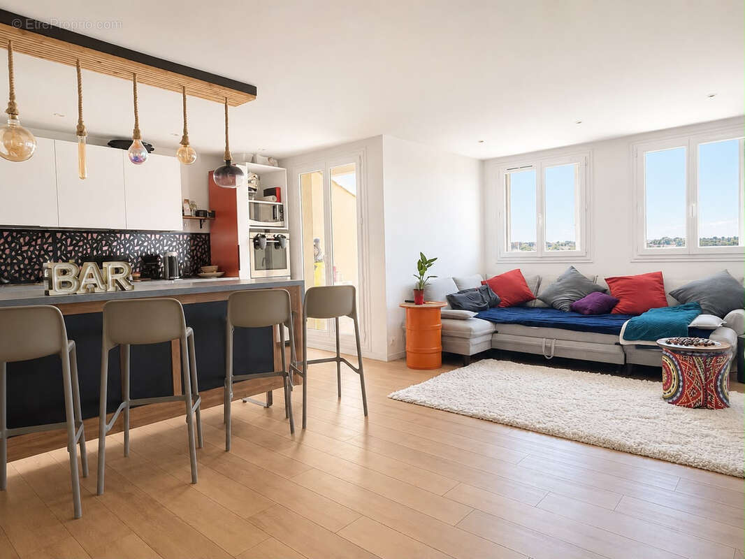 Appartement à MARSEILLE-13E
