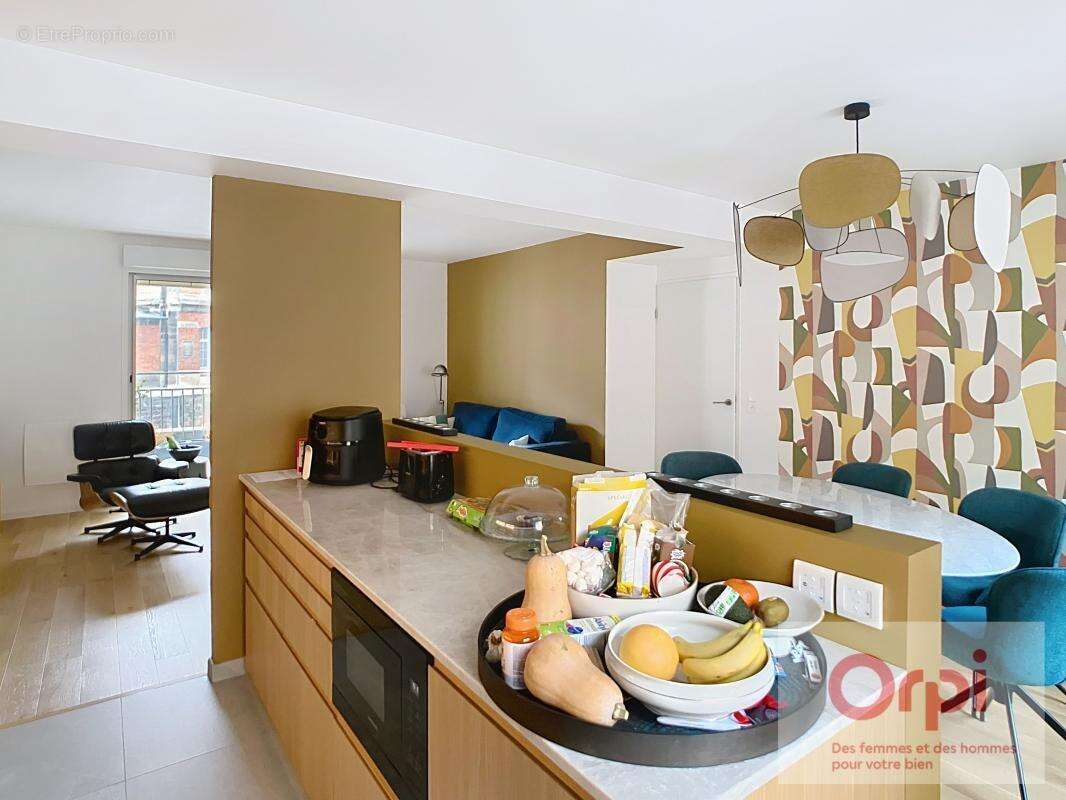 Appartement à ISSY-LES-MOULINEAUX