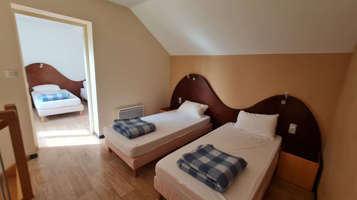 Appartement à NAUCELLE