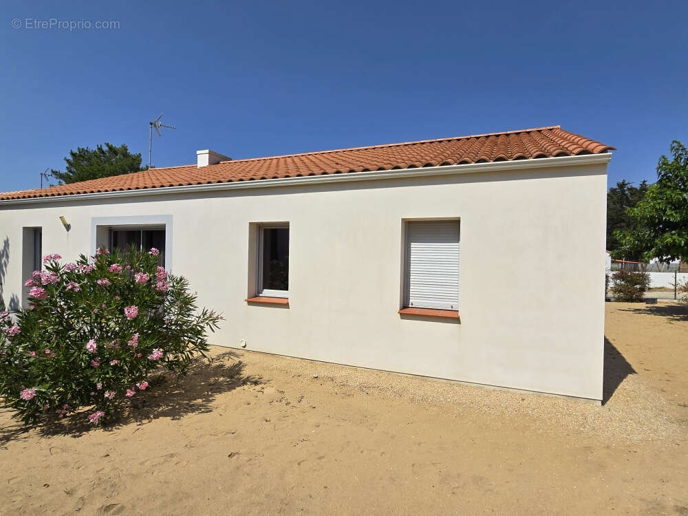 Maison recente 3 chambres - secteur orouet - photo 10