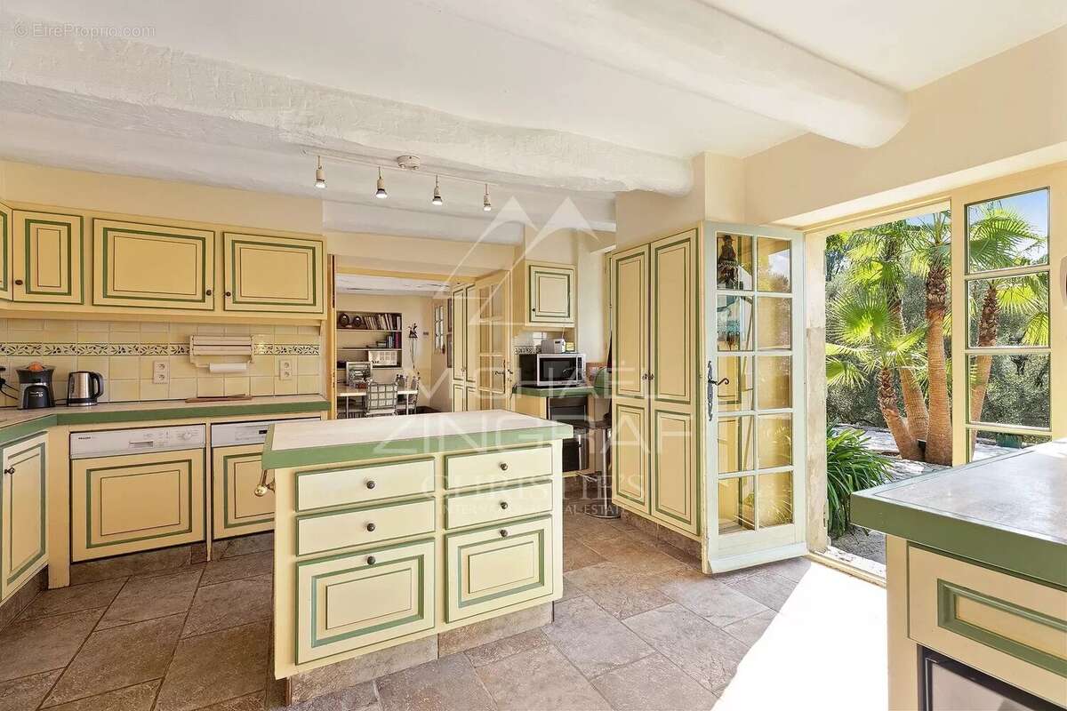 Maison à GRASSE