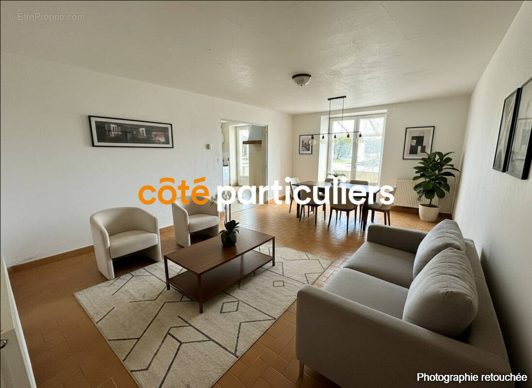 Maison à MOUZEUIL-SAINT-MARTIN