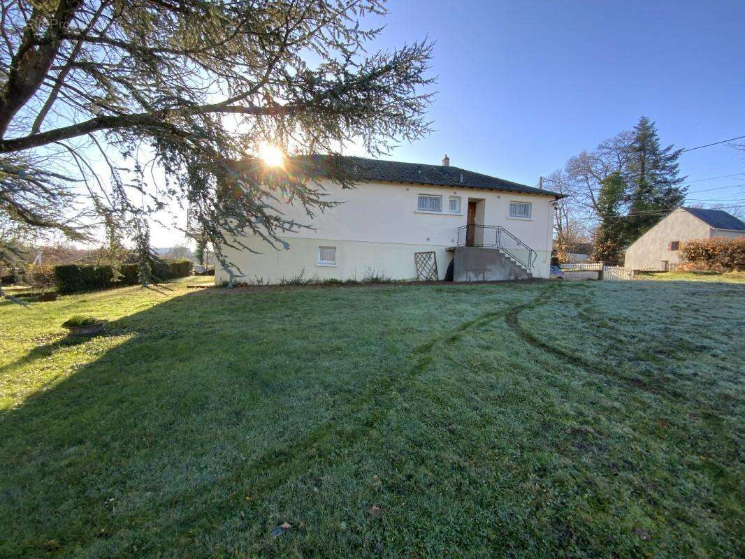 Maison à AIGURANDE