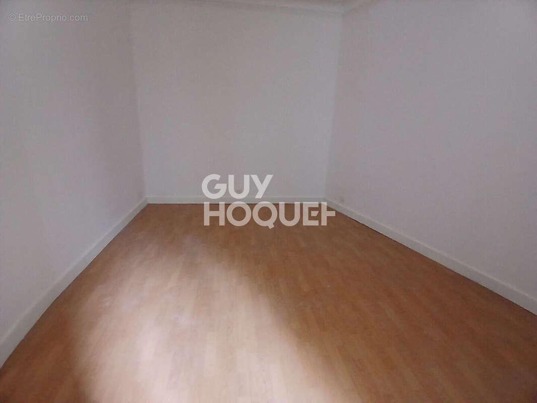 Appartement à PARIS-19E