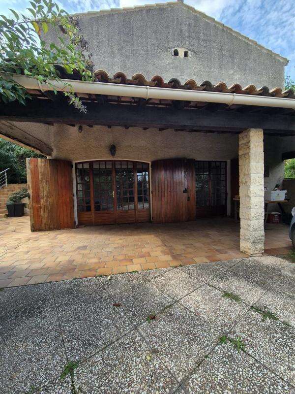 Maison à BOUC-BEL-AIR