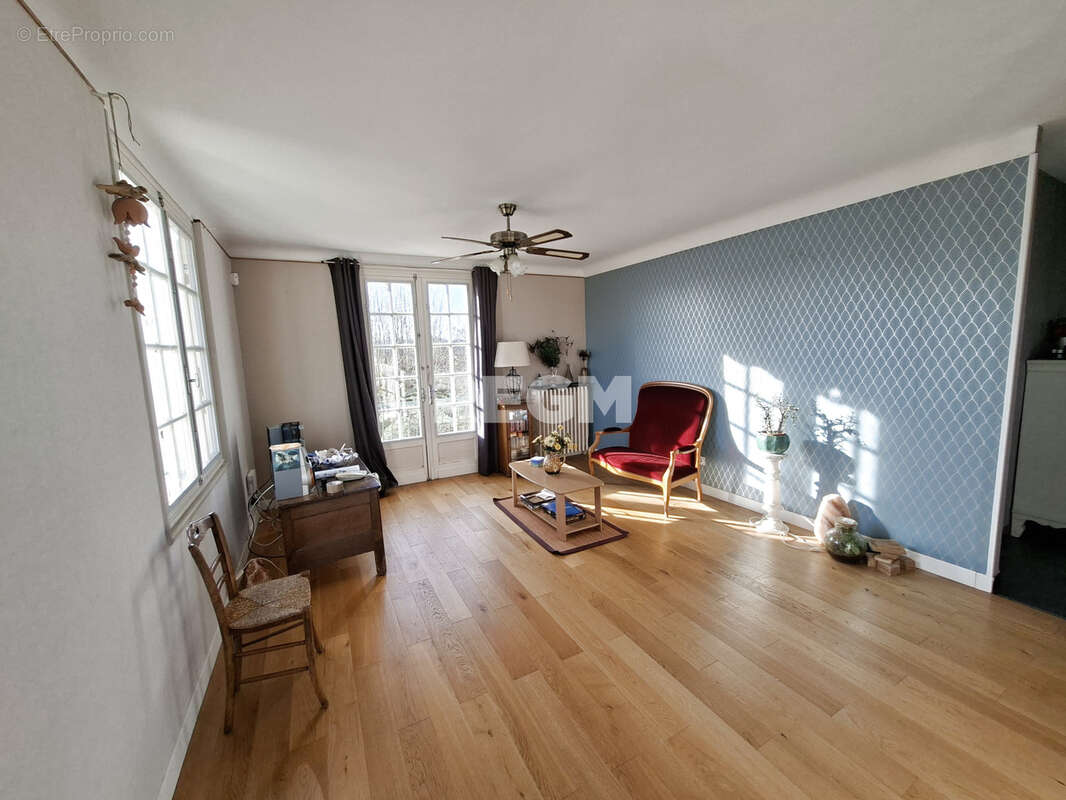 Maison à GARDONNE