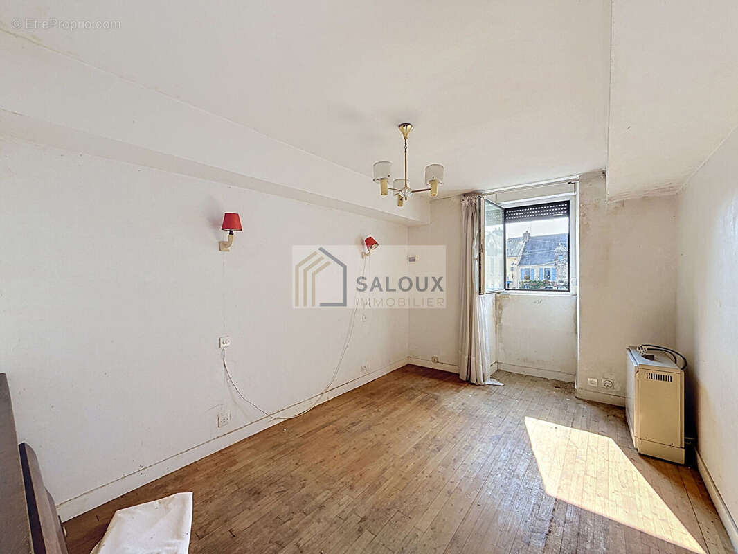 Immeuble ancien à Noyal-Muzillac - idéal investissement - photo 7