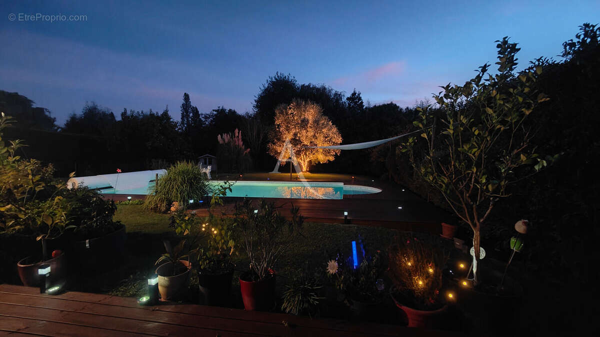 Maison à LAPEYROUSE-FOSSAT