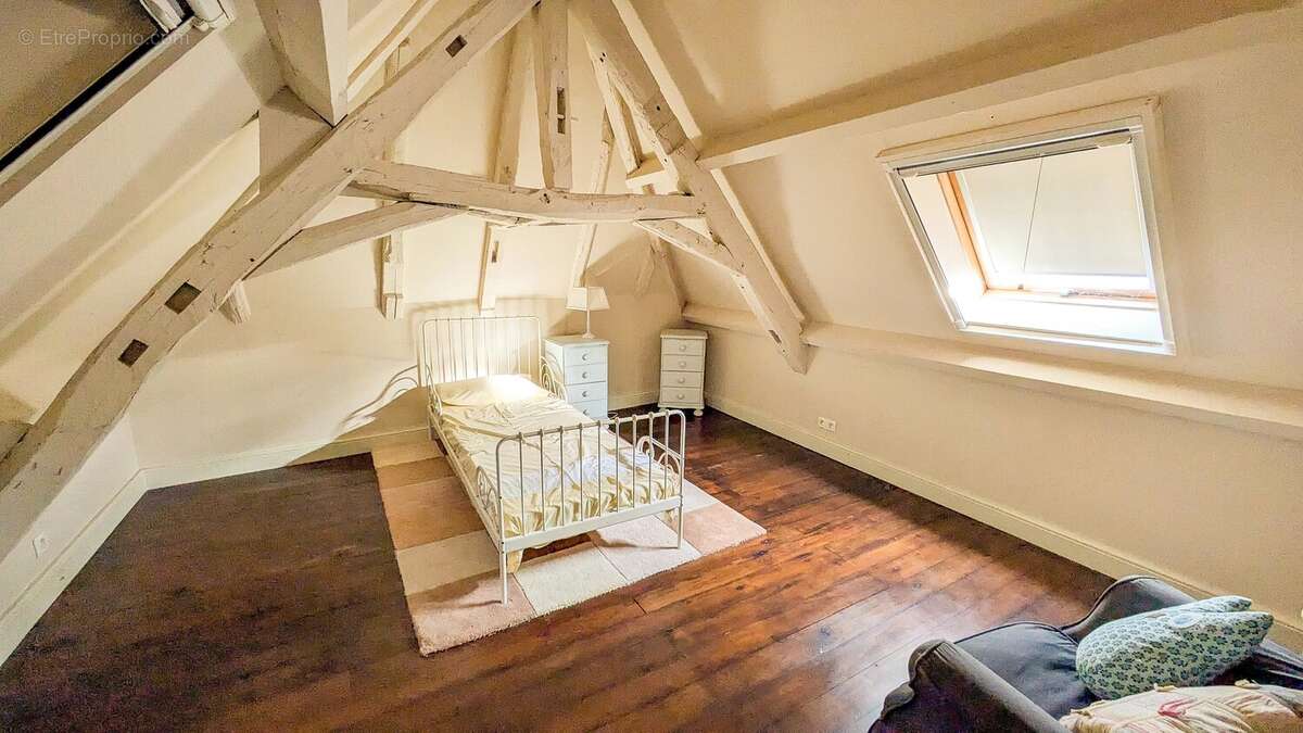 Maison à BEAULIEU-SUR-DORDOGNE