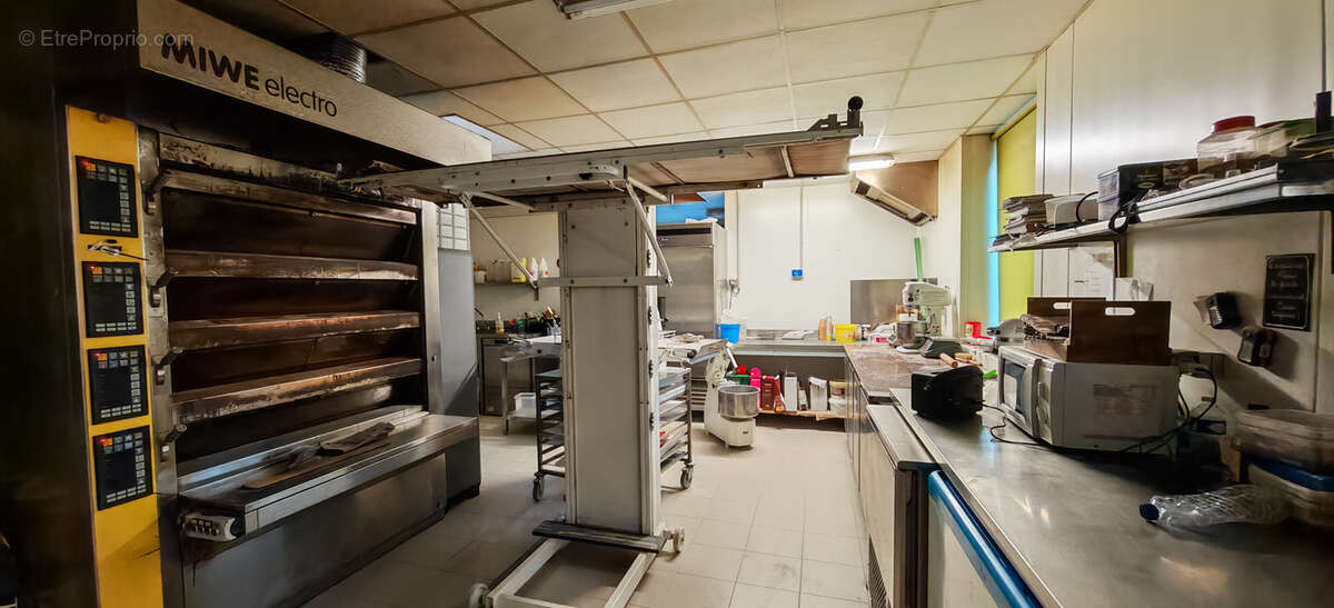 Commerce à SAINT-SULPICE-DES-LANDES