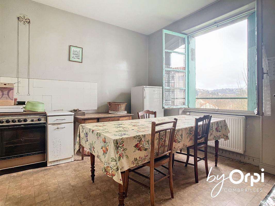 Maison à SAINT-ELOY-LES-MINES