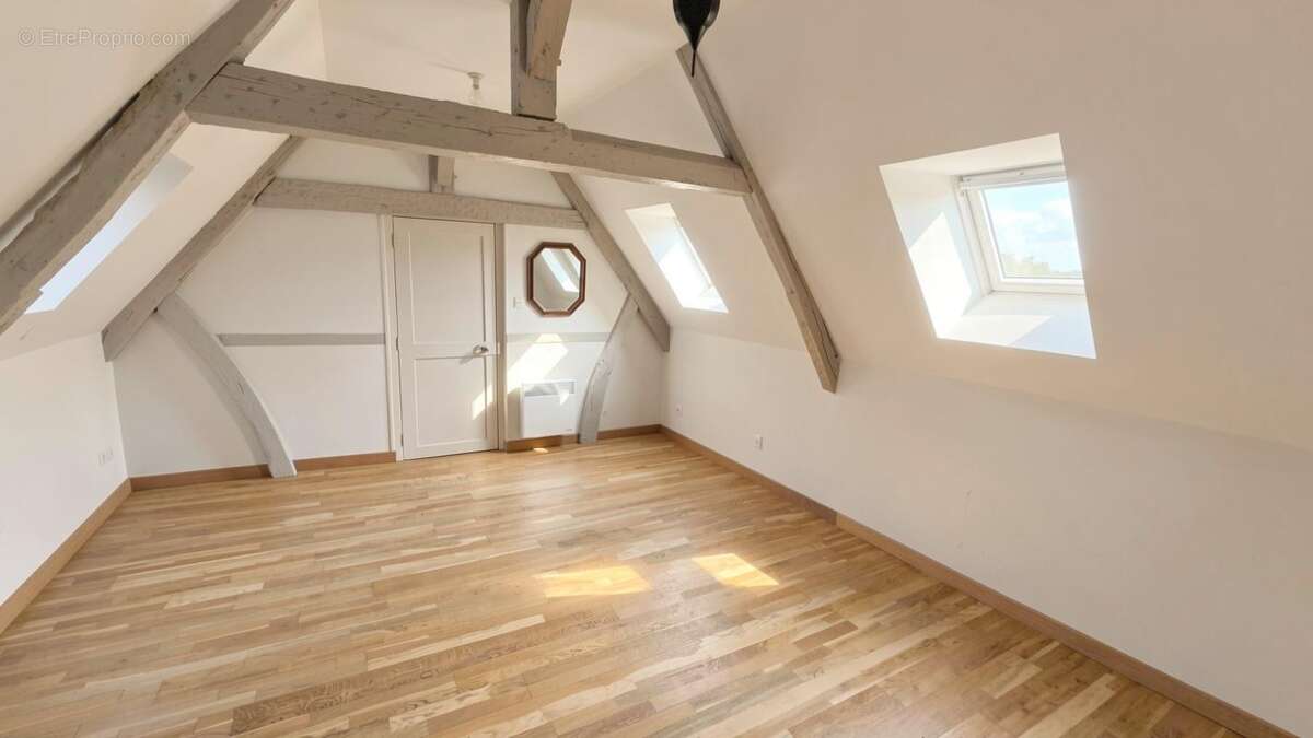 COMPIEGNE (60) - Maison en pierre 4p - 120m² - photo 5