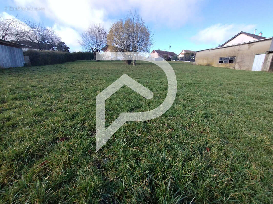 Terrain à FRONVILLE