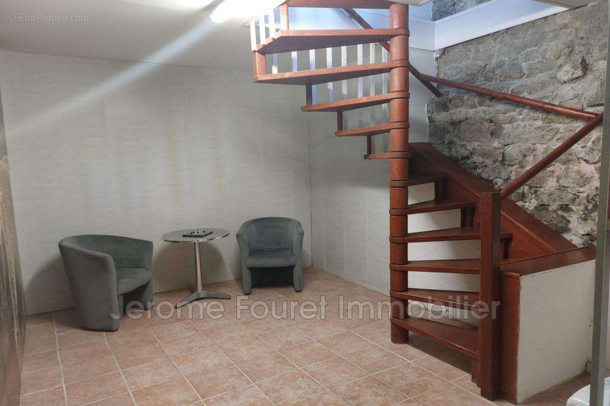 Maison à EGLETONS