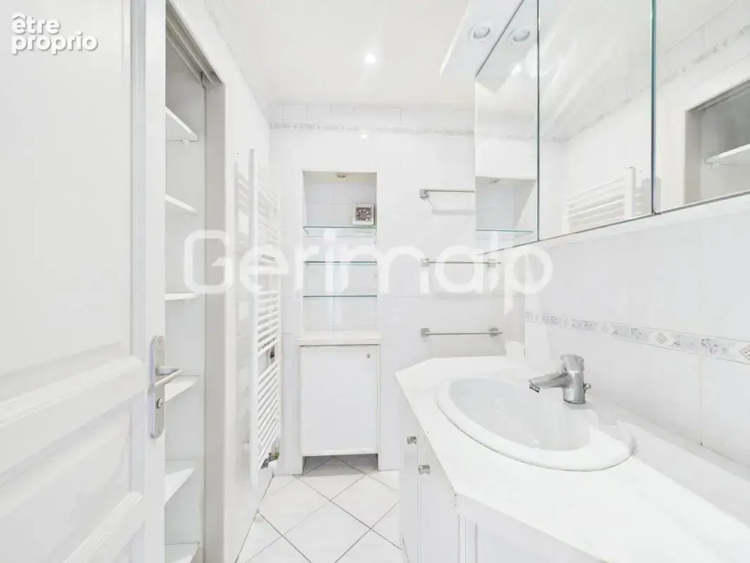 Vente - Appartement - 4 pièces + cuisine - 78 m² - 380 000 € - - photo 21