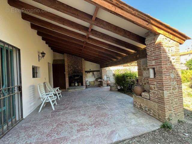   - Maison à TOULOUGES