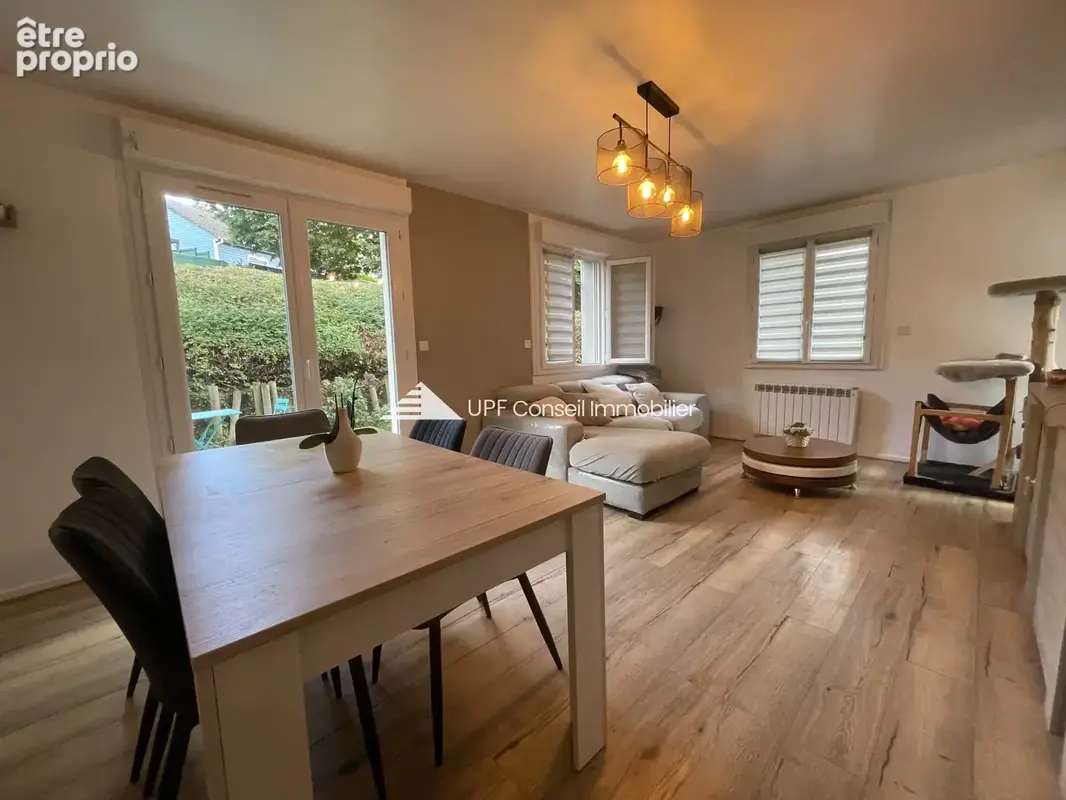 Appartement F2 très lumineux avec petit jardin privatif et garage - photo 2