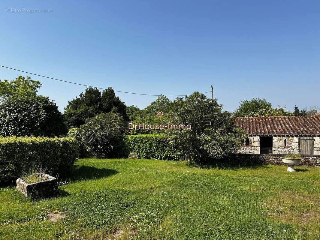 Maison à LA BRETONNIERE-LA-CLAYE