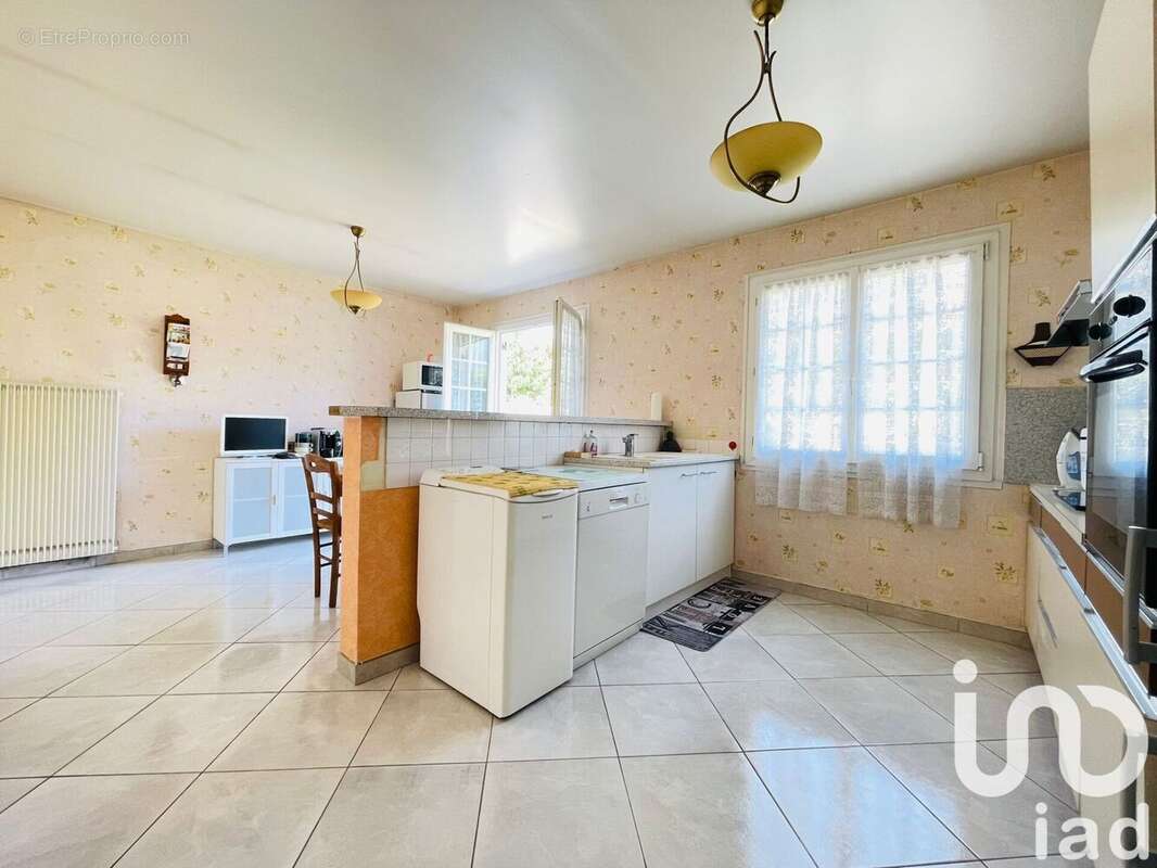 Photo 6 - Maison à CHENNEVIERES-SUR-MARNE