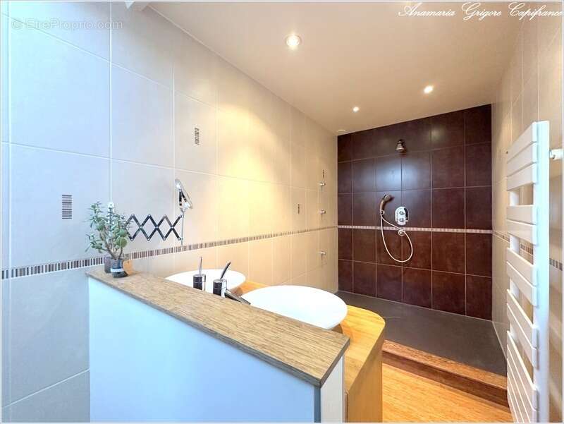 Appartement à COURVILLE-SUR-EURE
