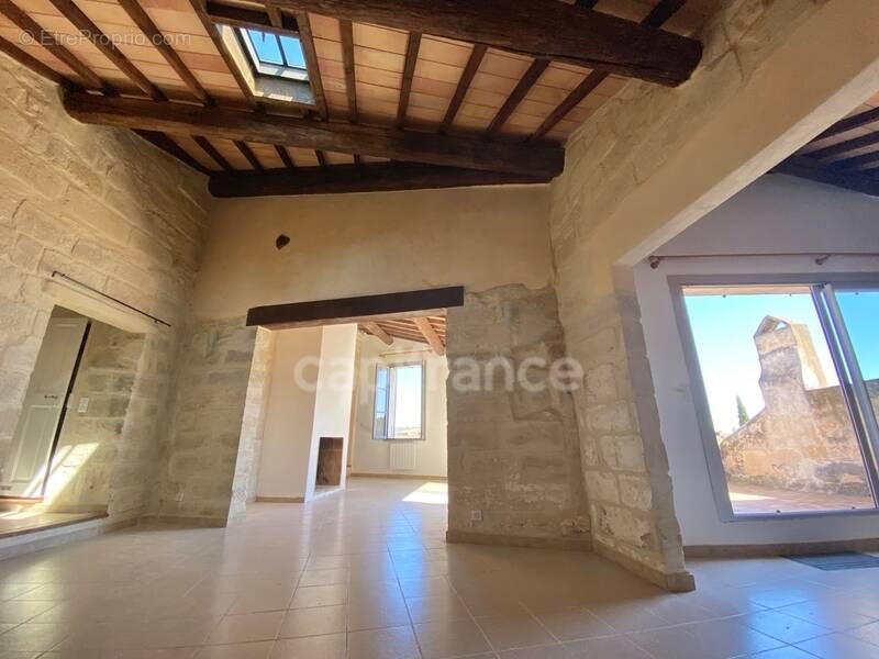 Appartement à UZES