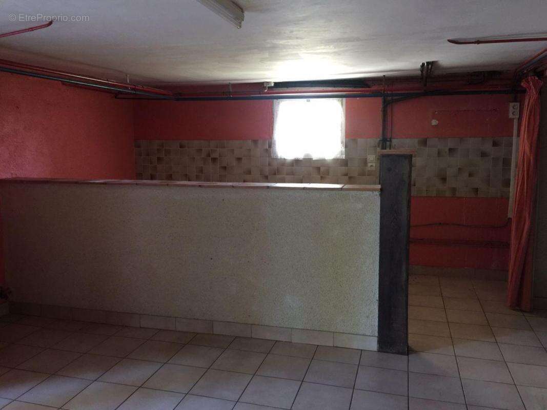 Maison à CASTELNAU-MONTRATIER