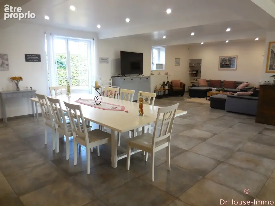 Maison 7 pièces 272 m² à vendre à Sainte-Radegonde (86300) - photo 87