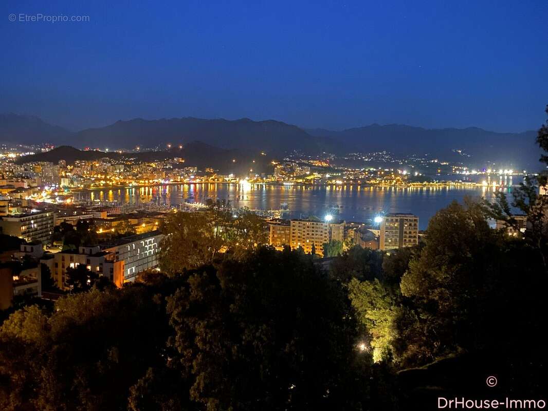 Appartement à AJACCIO