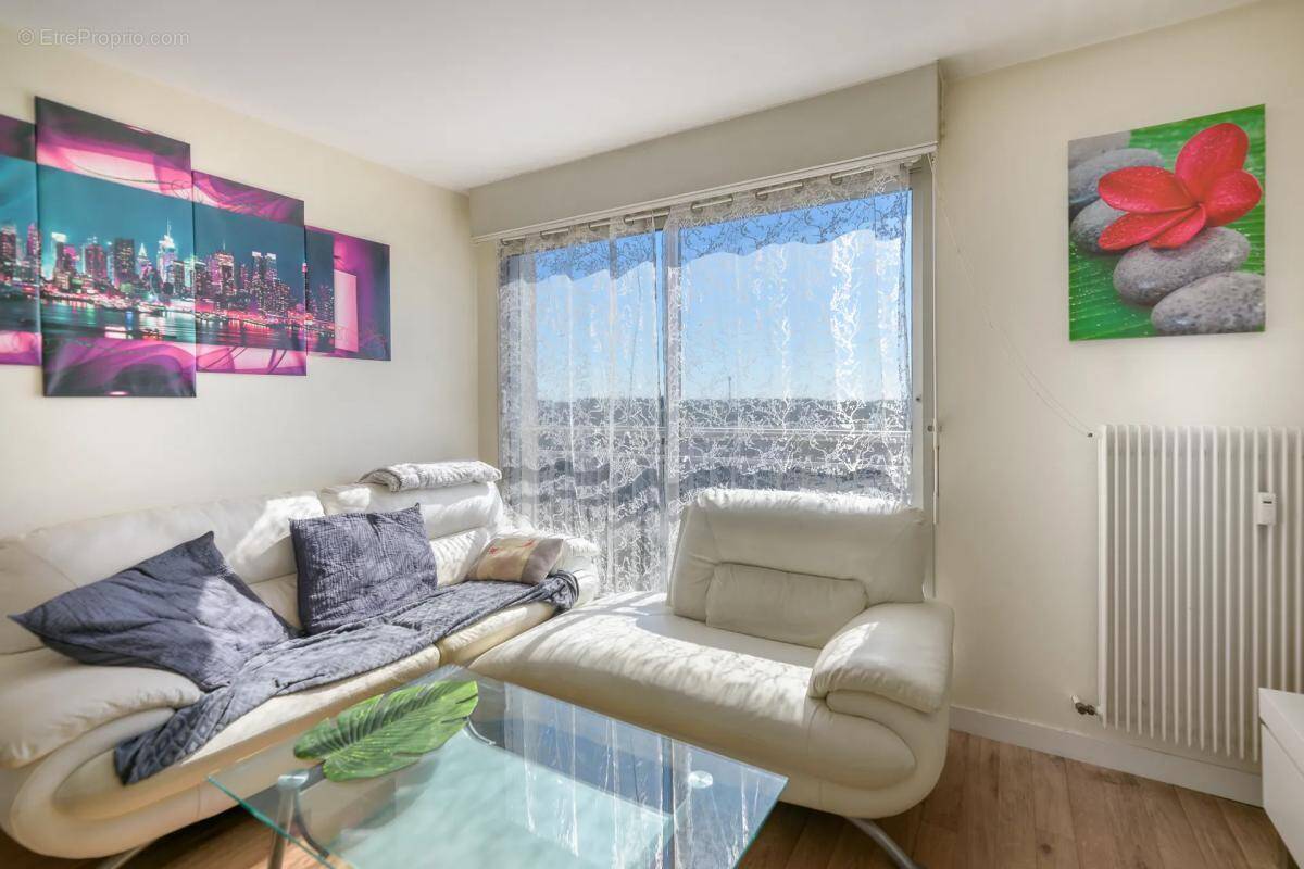 Appartement à JOUE-LES-TOURS