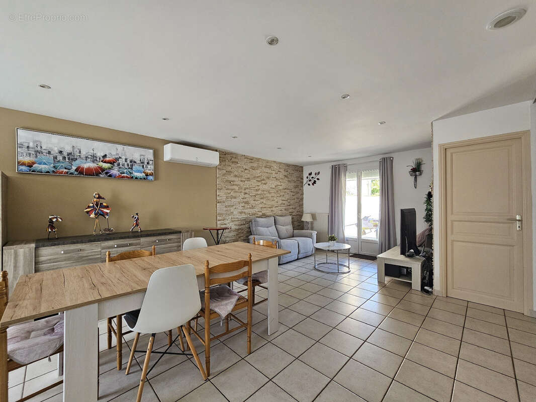 Maison à CUSSET