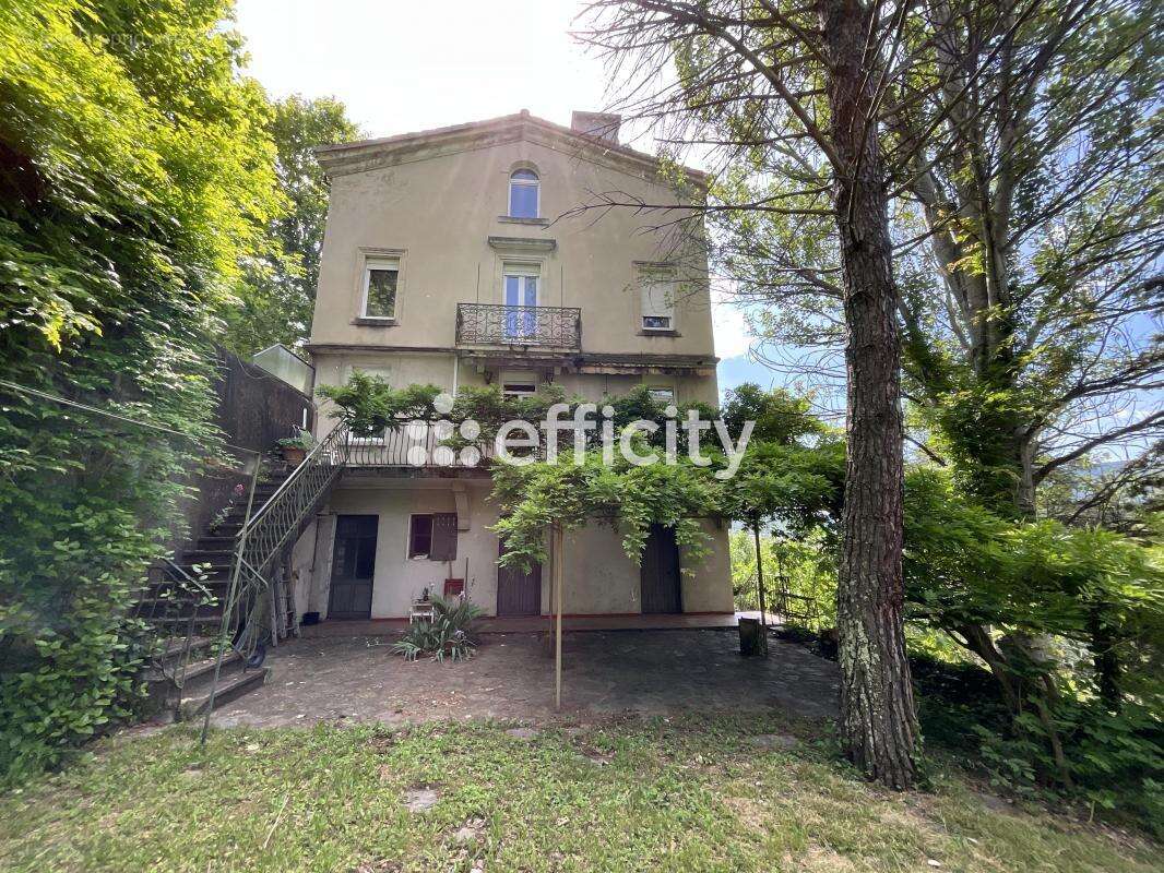 Appartement à PRIVAS