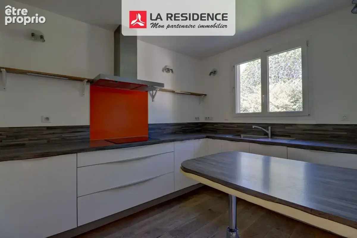 Maison 8 pièces 163 m² à vendre à Saint-Germain-En-Laye (78100) - photo 4