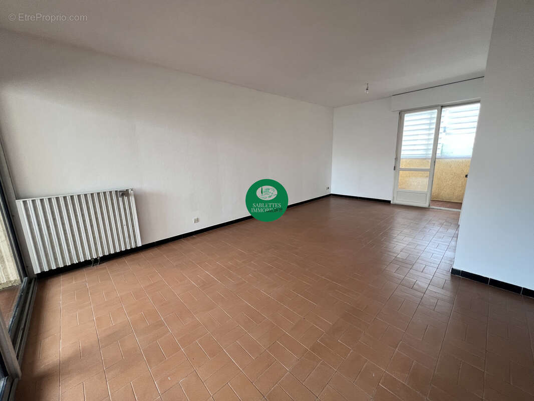 Appartement à LE PRADET