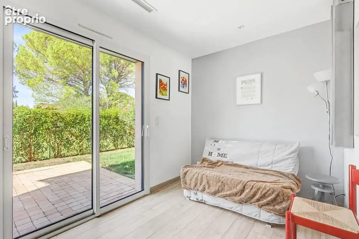 Maison de 5 pièces de 130 m² à L'Isle-sur-la-Sorgue - photo 7