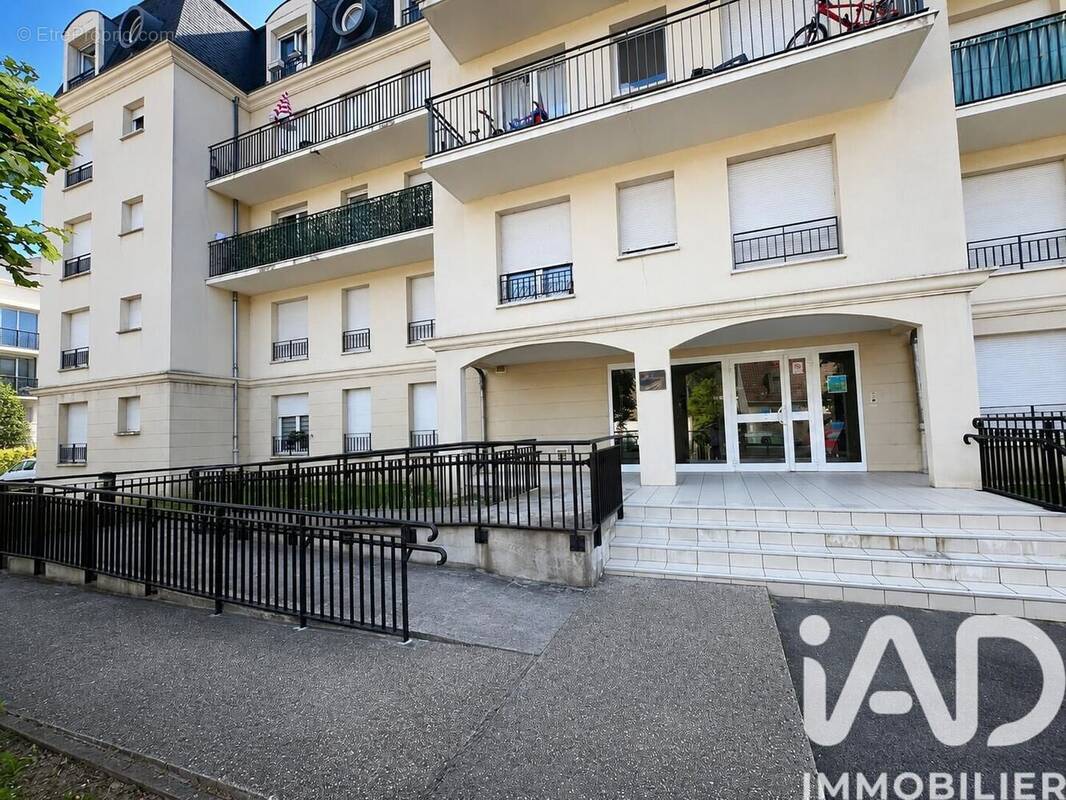 Photo 1 - Appartement à CORBEIL-ESSONNES