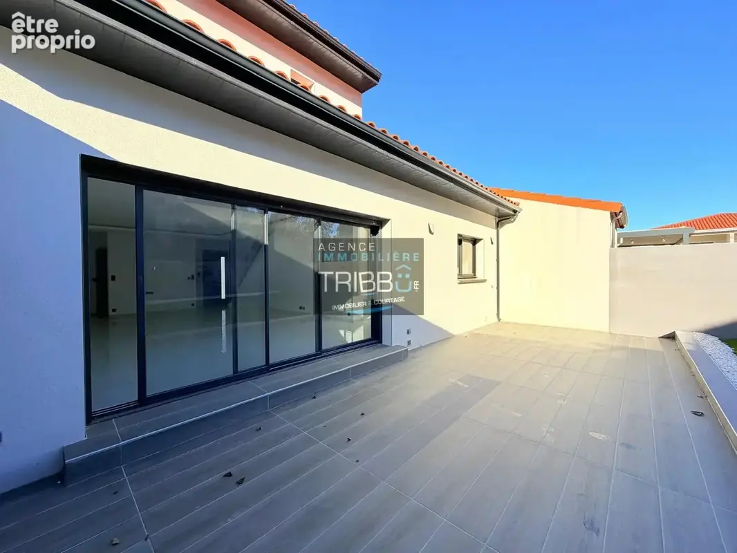 Villa neuve t4 avec jardin et garage à passa   proche thuir - photo 15