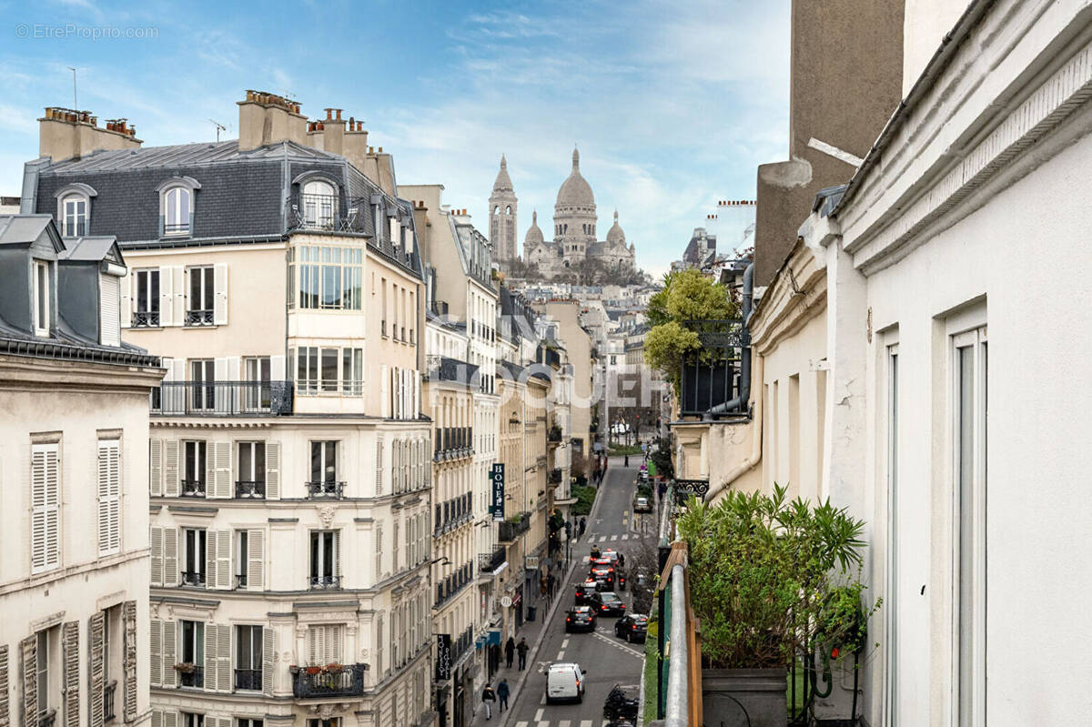 Appartement à PARIS-9E