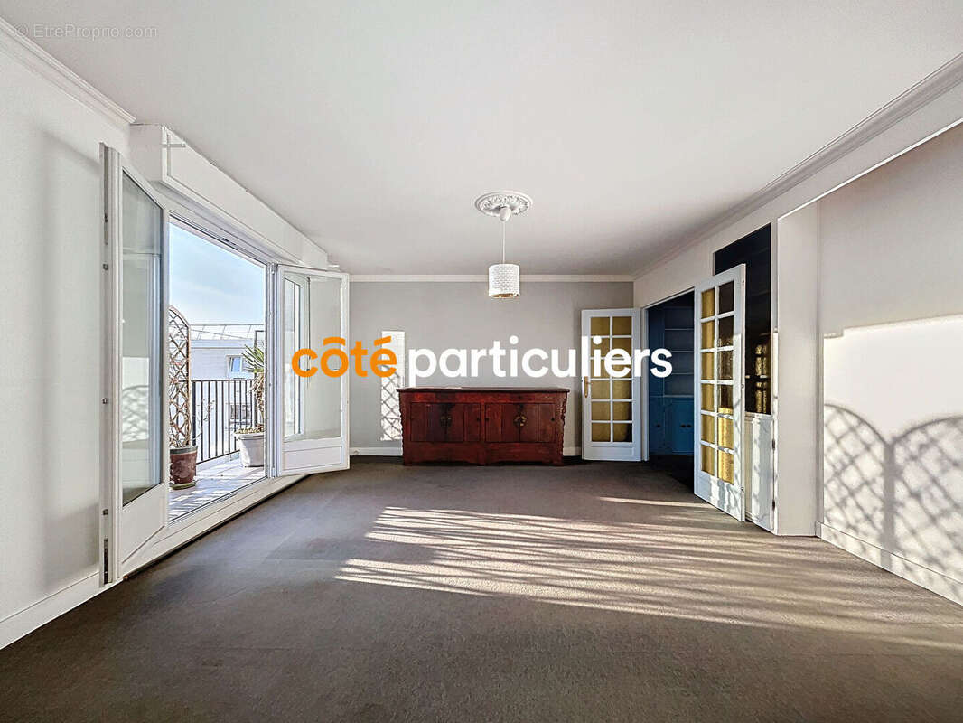 Appartement à SAINT-MAUR-DES-FOSSES