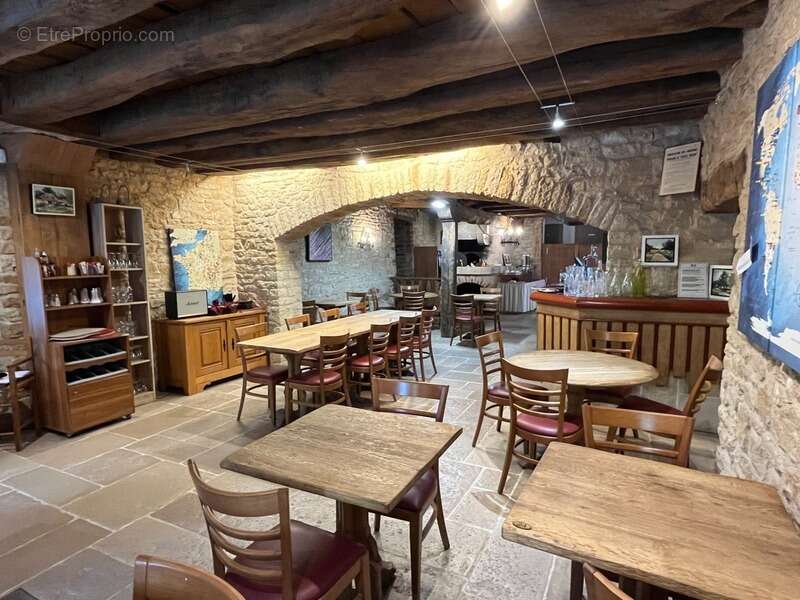 Fonds de commerce d'Hôtel-Restaurant à vendre CORMATIN (71) - photo 4