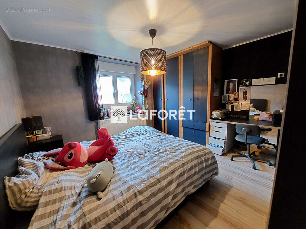 Appartement à AUDUN-LE-TICHE