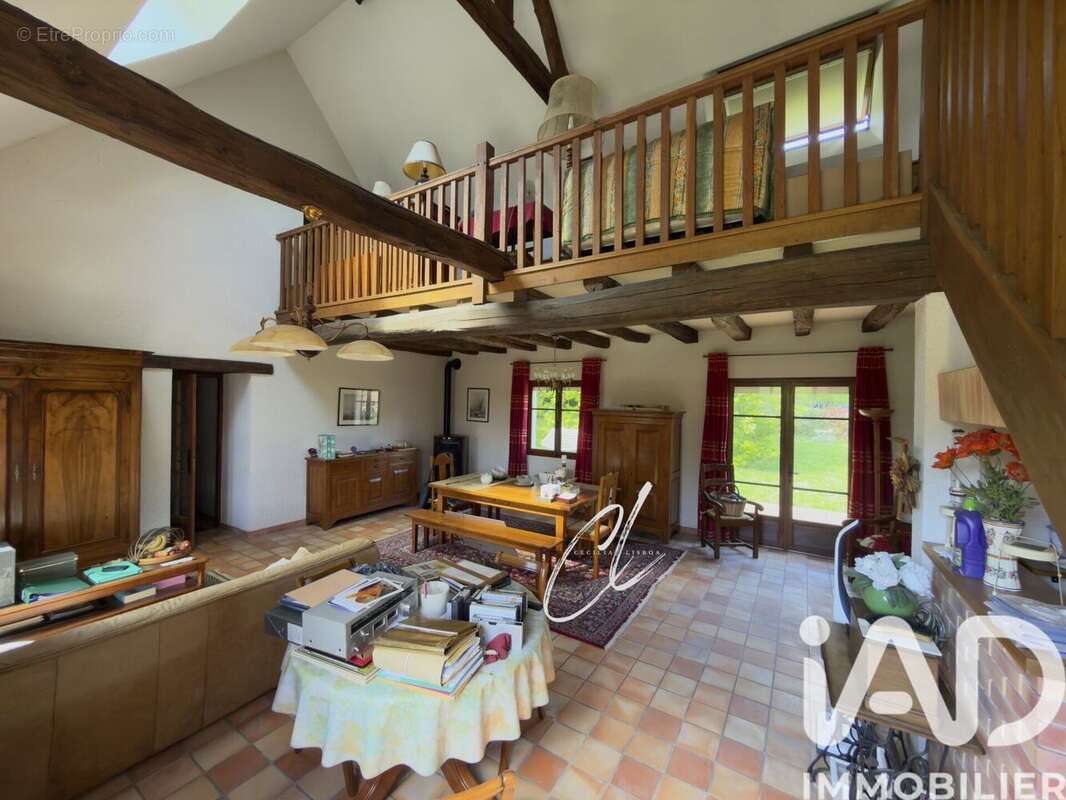 Maison 201 m² à Brannay  - photo 2