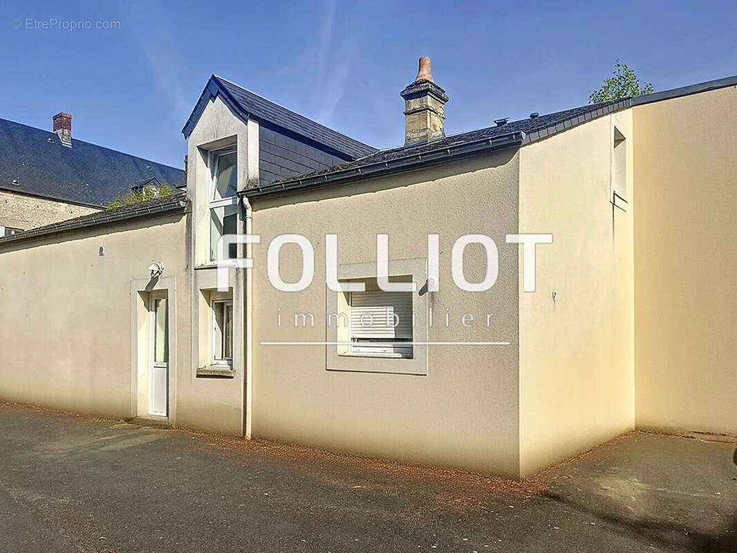 Maison à LION-SUR-MER